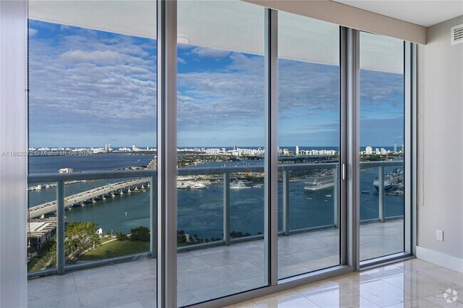 Building Photo - 888 Biscayne Blvd Unit 4311 Rental