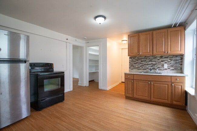 Photo - 405 Wilson St Unit 1B