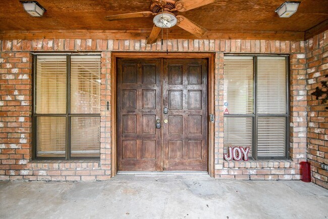 Photo - 6702 Spring Leaf Dr