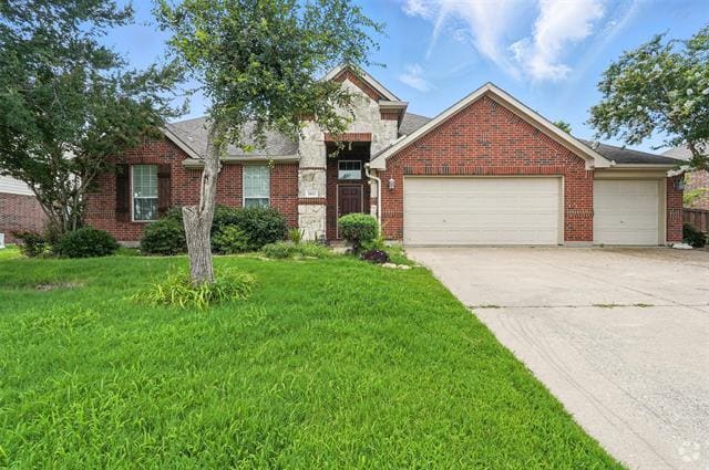 Building Photo - 3011 Clear Springs Dr Rental