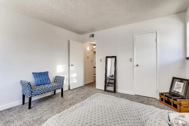 Building Photo - 1766 S Pitkin Cir Rental