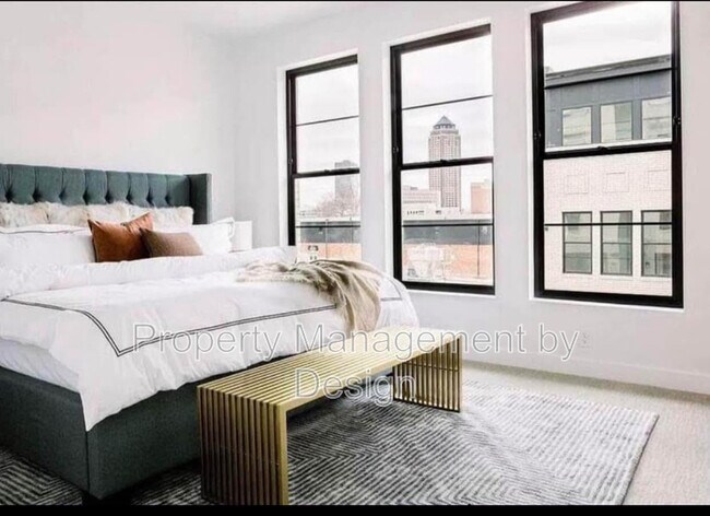 Photo - 942 12th St