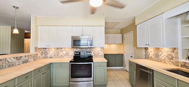 Photo - 253 Blackwell Villa Cove