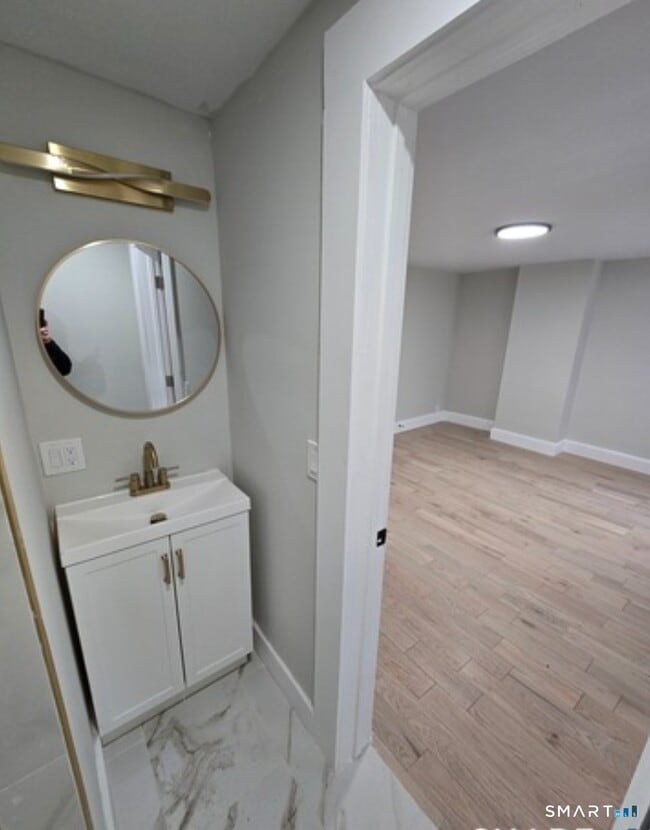 Photo - 80 Dickerman St