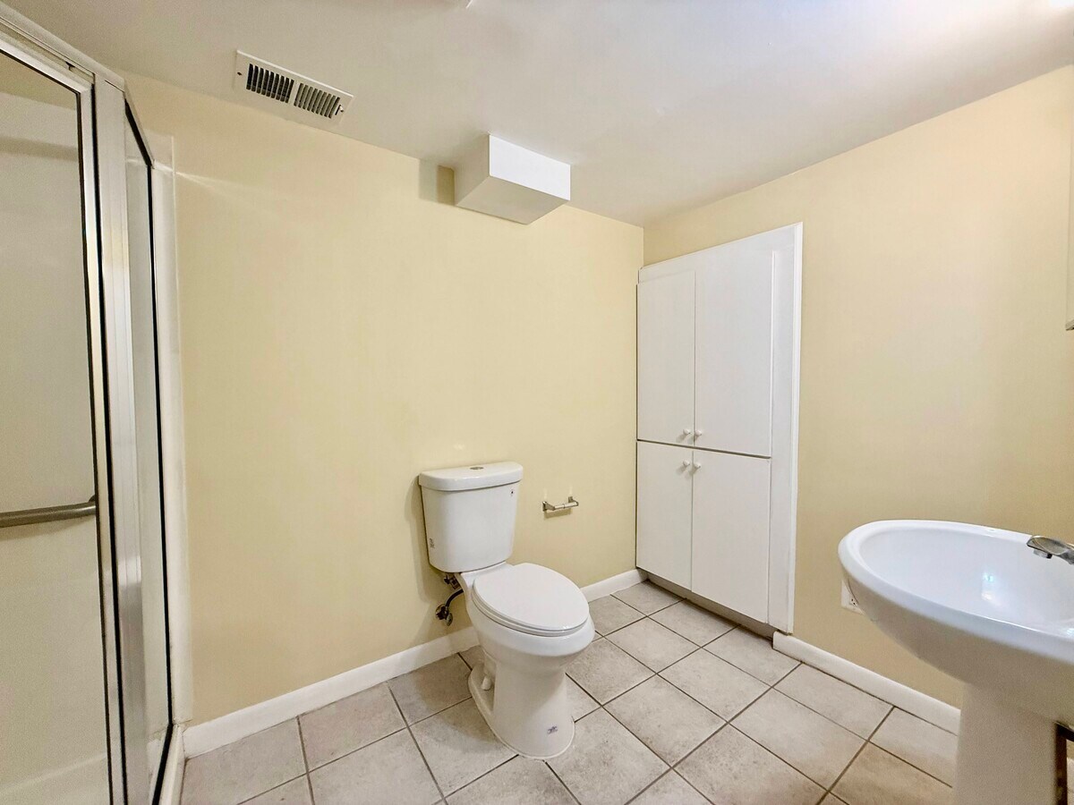 Photo - 523 N Marlyn Ave