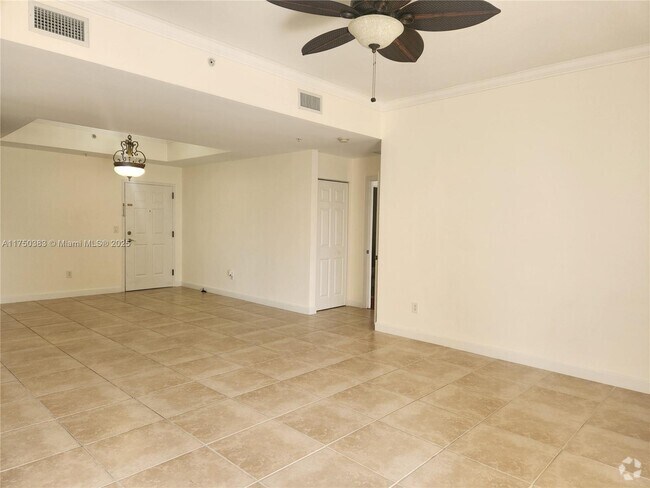 Building Photo - 8395 SW 73rd Ave Unit 201 Rental