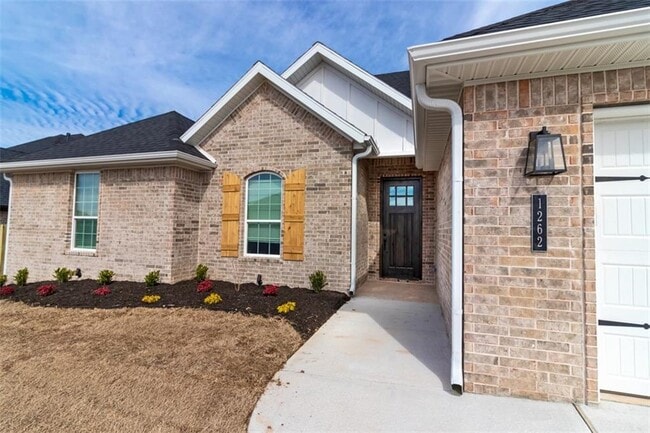 Building Photo - 1262 Cittadella Ave Rental