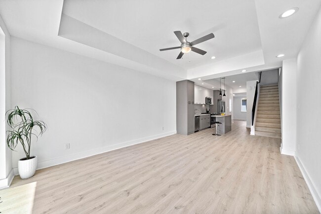 Building Photo - 1406 Valentine St Unit A