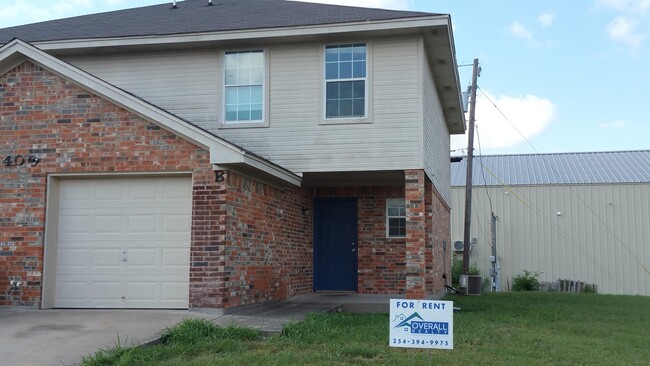 Photo - 403 W St John Ave Townhome