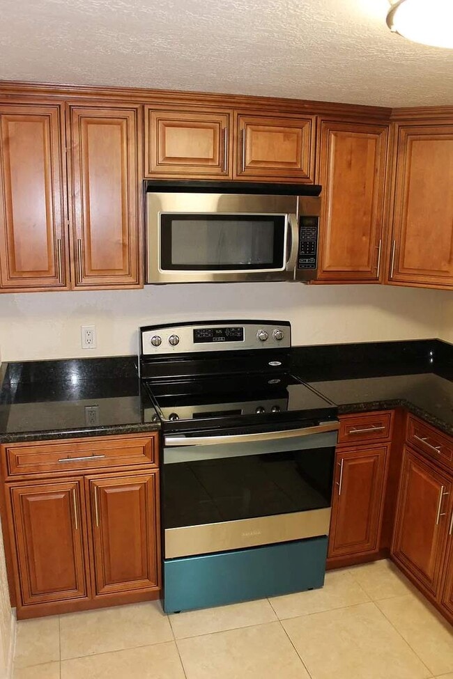 770 NE 2nd Ave Unit E201