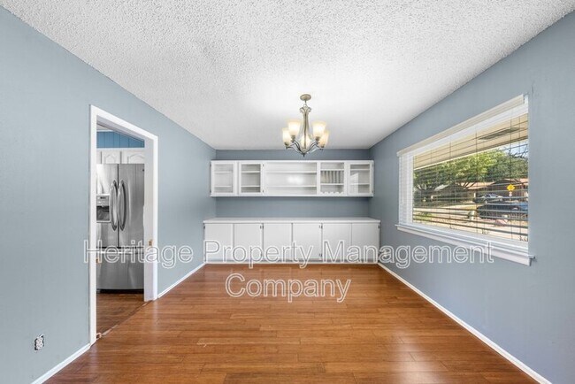 Photo - 7015 Forest Pine St