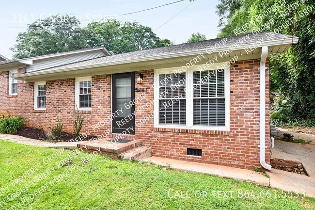 Tour Today! Beautiful redesigned corner co... - Tour Today! Beautiful redesigned corner co... Apartment