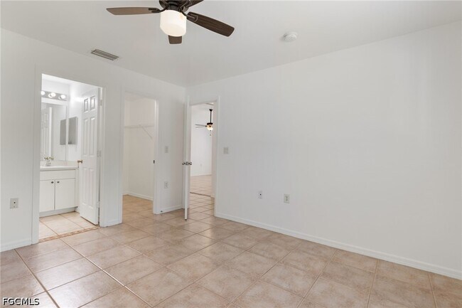Photo - 221 Meadow Rd