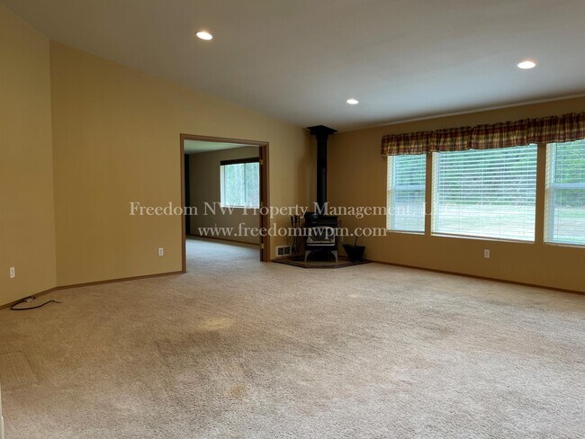 Photo - 117 Timberline Ln