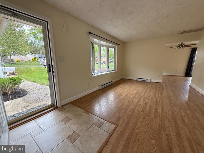 Photo - 416 Breslin Rd