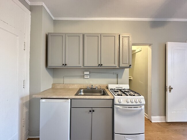 Photo - 3836 N Fremont St Unit 115