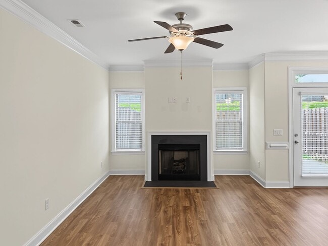 Photo - 1018 Bonanza Ln