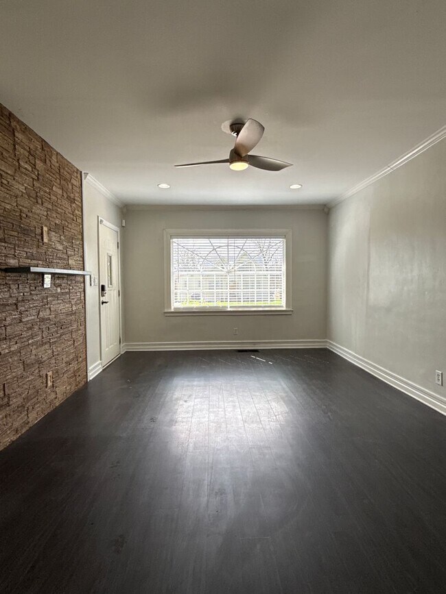 Photo - 1268 Eastland Rd SE Unit A