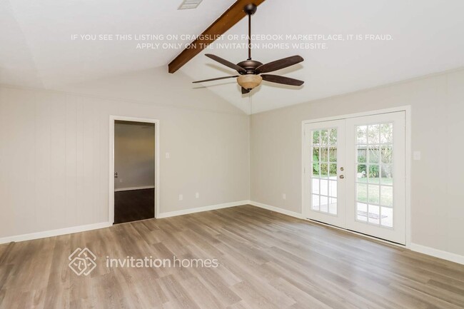 Photo - 2104 Yorktown Ct S