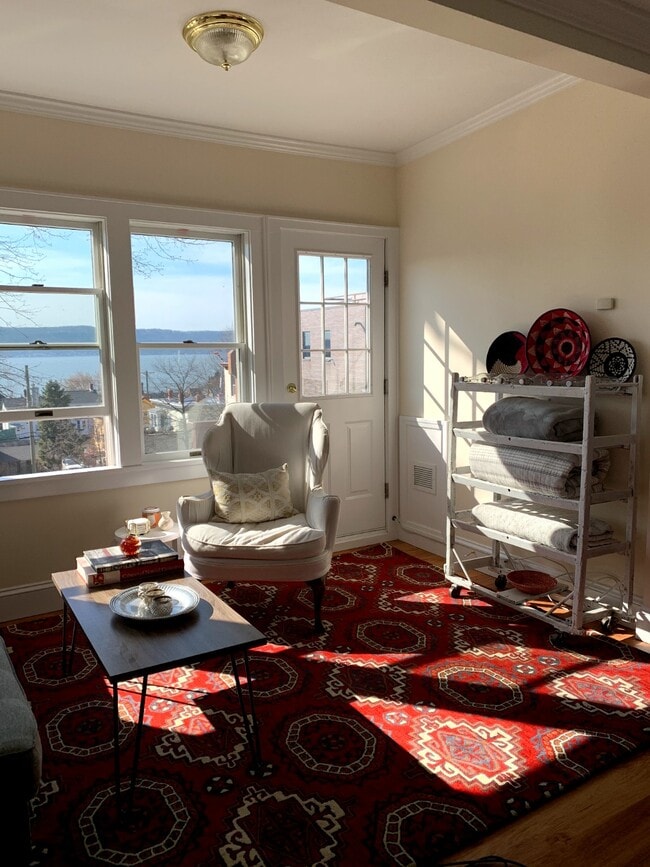 Photo - 10 S Eckar St Unidad Top Floor