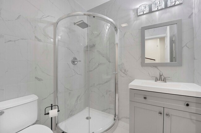 Photo - 2503 S Calumet Ave