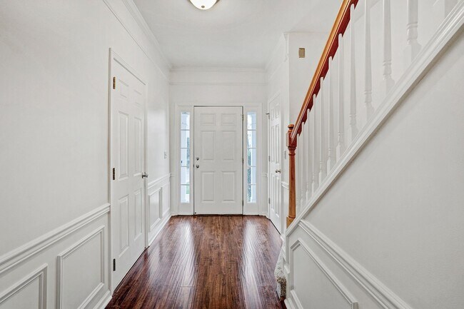 Photo - DON'T MISS OUT!  READY FOR IMMEDIATE MOVE-...