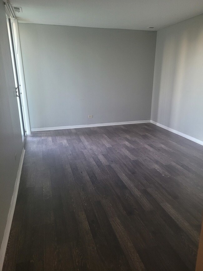 Photo - 6010 Oakwood Dr Unit 5B