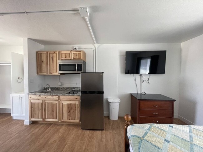 Photo - 601 E North St Unit Studio A