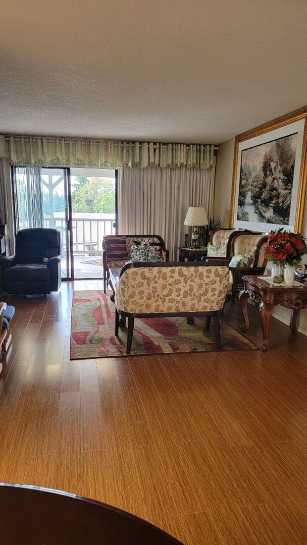 Photo - 2 Bedroom Condo in Vancouver