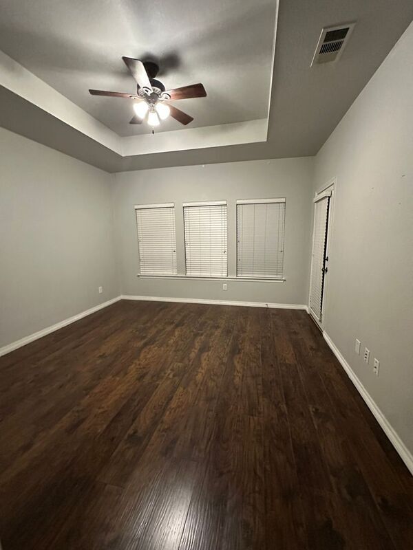 Photo - 1004 Colonial Dr Unit TX 75019