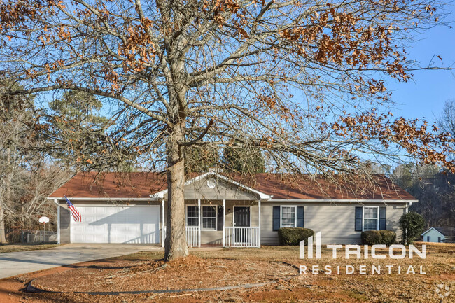Building Photo - 110 W Forest Dr Rental