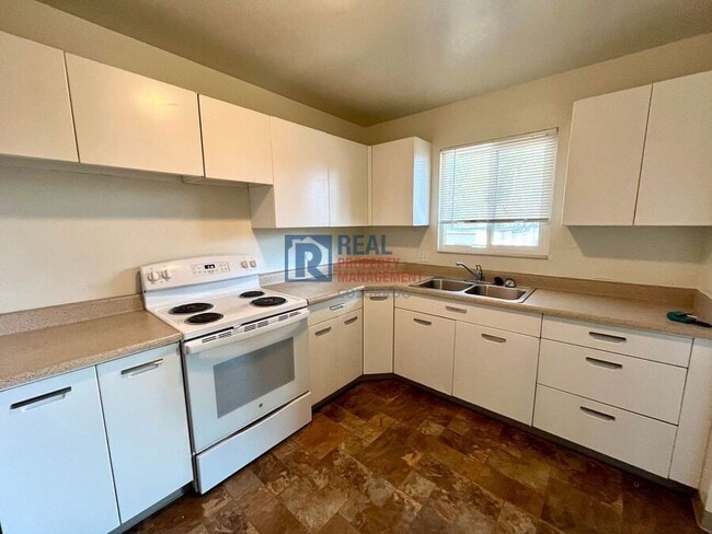 Photo - 2619 Concord St