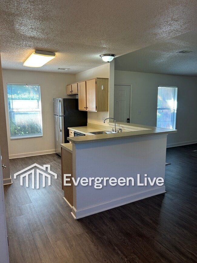 Photo - 60 Boreal Ct