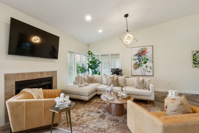 Photo - Timber at the Bay