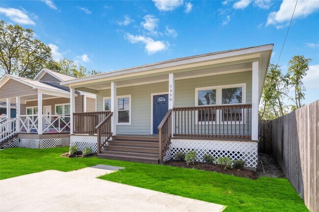 Photo - 7950 Miley St