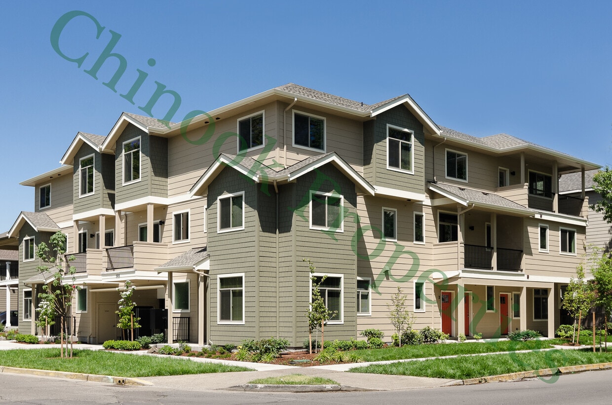 2 Bedroom 2 Bath NEAR U of O - 2 Bedroom 2 Bath NEAR U of O