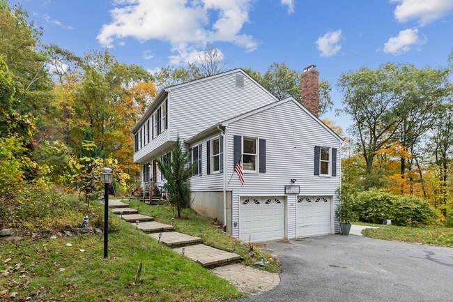 Photo - 36 Carriage House Dr