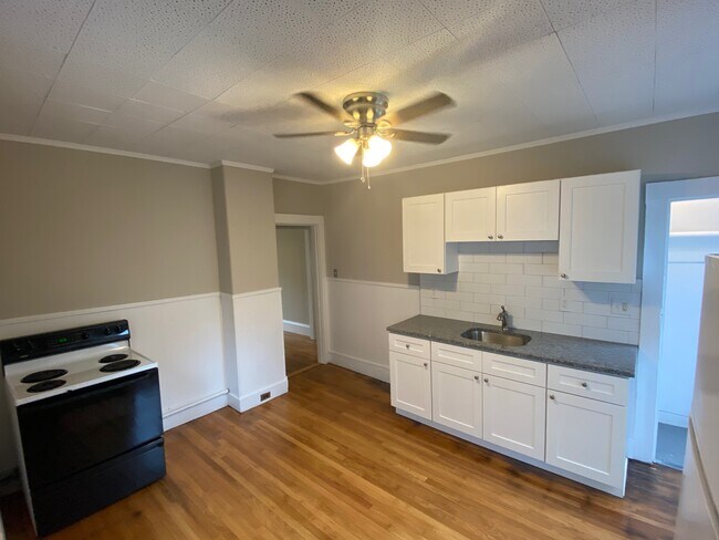 Photo - 16 Hancock St Unit 2