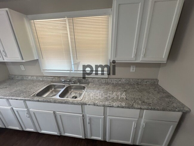 Photo - 955 S 22nd St