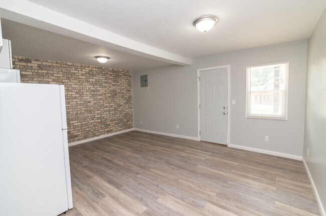 Photo - 1518 E McCarty St Unidad 5