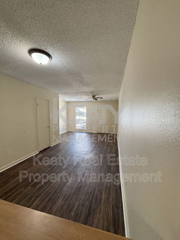 Photo - 424 Failla Rd