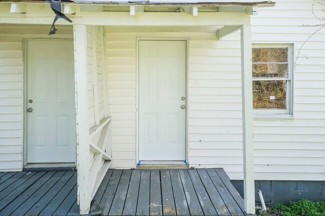 Photo - 1220 Battle St Unit 1220 B Battle St