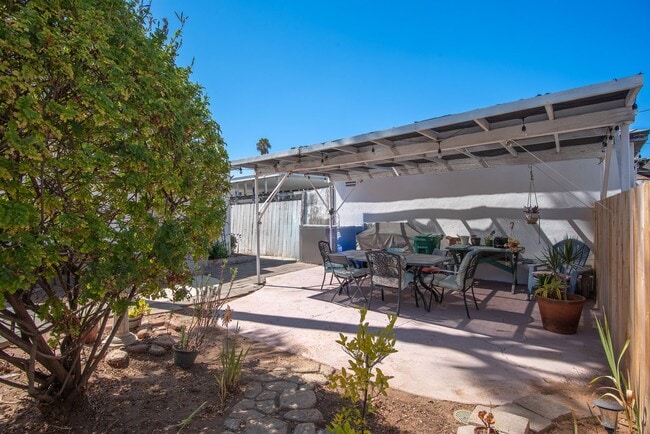 Building Photo - 4518-4522 52nd Street Unit 4522 52nd Street