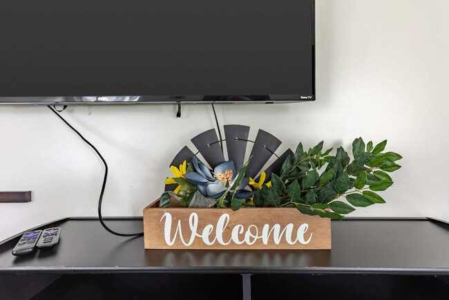 Photo - 3203 Sutherland Ave Unit ID1310761P