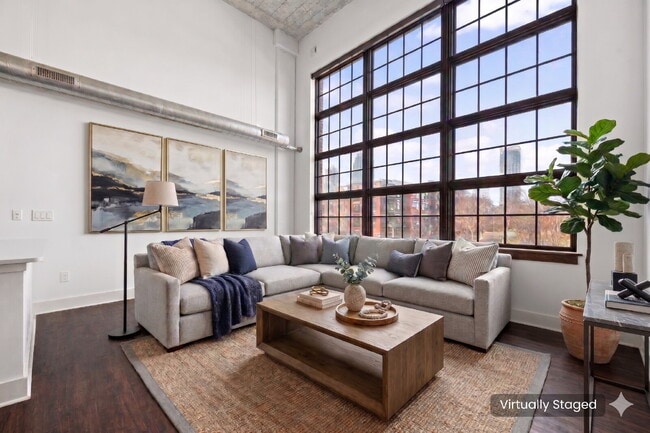 Building Photo - Urban Loft Condo Featuring Stunning Views & Rooftop Entertaining Unit 204
