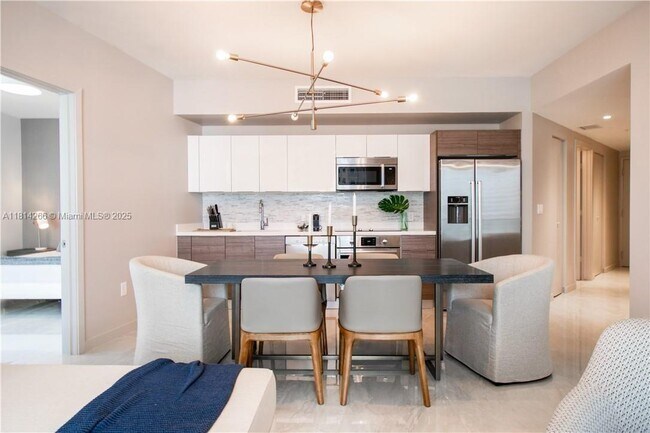 Photo - 1010 SW 2nd Ave Unidad 804