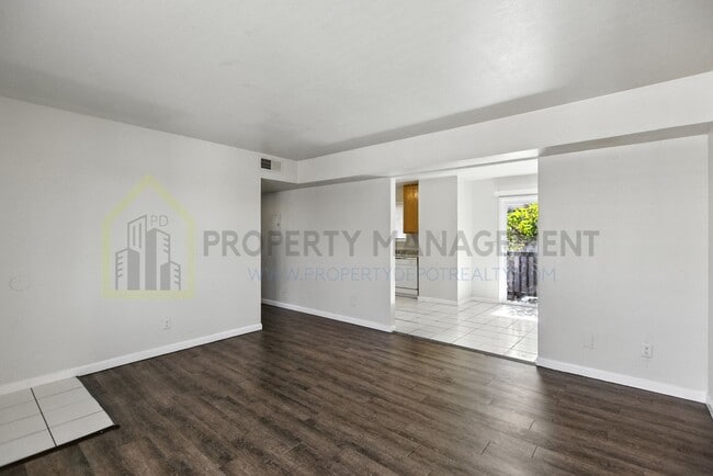 Photo - 15th Ave_4Plex Unidad 1