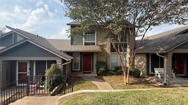 Photo - 1015 E Yager Ln Unit 157