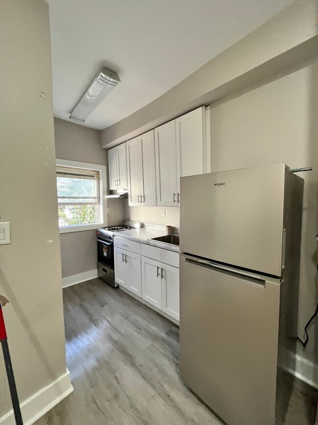 216 Fairmount Ave 3 - 218 Fairmount Ave Unit 3