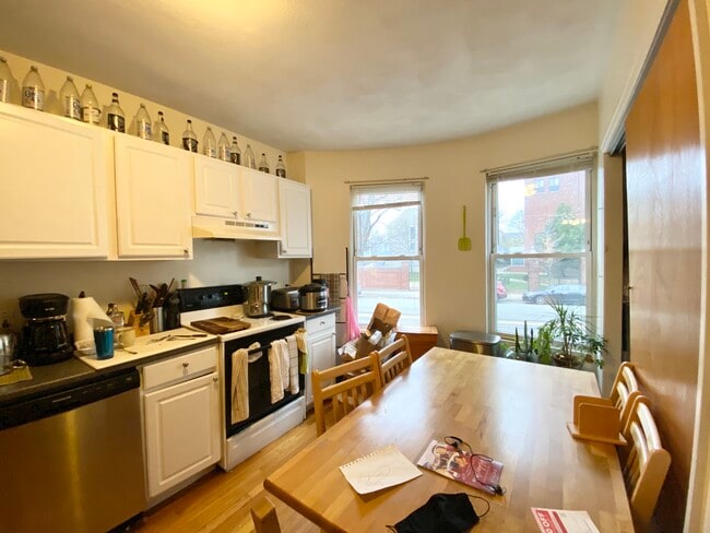 Photo - 838 Huntington Ave